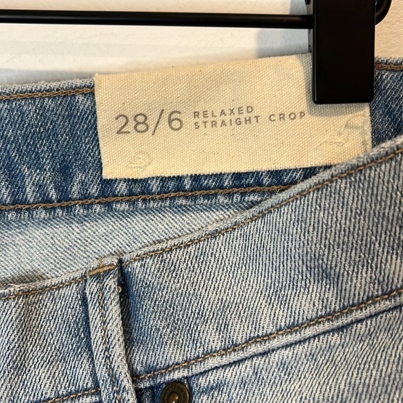 NWT | Womens | LOFT Relaxed Straight Cropped jeans | 28/6 | Light blue - Picture 4 of 9